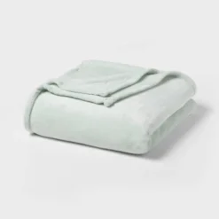 Recycled Polyester Throw Blanket - Room Essentials™ -Wayfair Shop GUEST 011ddd1b 5778 4884 8143 f215ea2d5c41