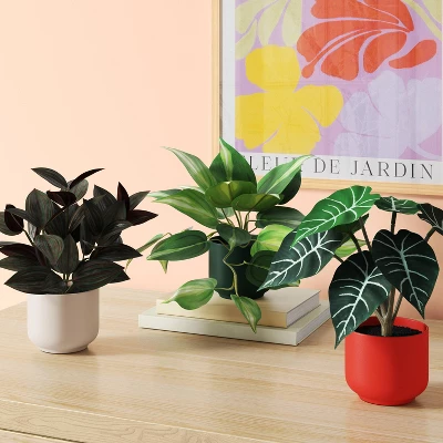 3pk 11.42" Pothos Artificial Plants - Room Essentials™ 3 3pk 11.42" Pothos Artificial Plants - Room Essentials™