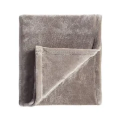 5pc King Geo Reversible Decorative Comforter Set With Throw Black/Gray - Room Essentials™ -Wayfair Shop GUEST 9243f825 0f83 4e25 ac1f 1021b8de305a